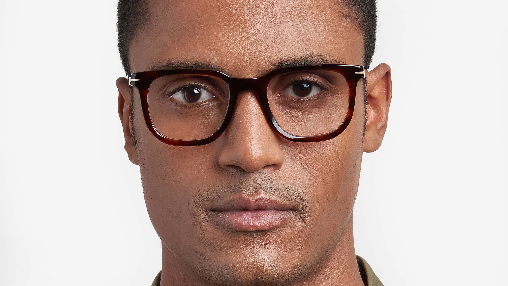 DB 7119 6C5 Brown Ruthenium