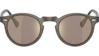 Gregory Peck Sun OV5217S brown